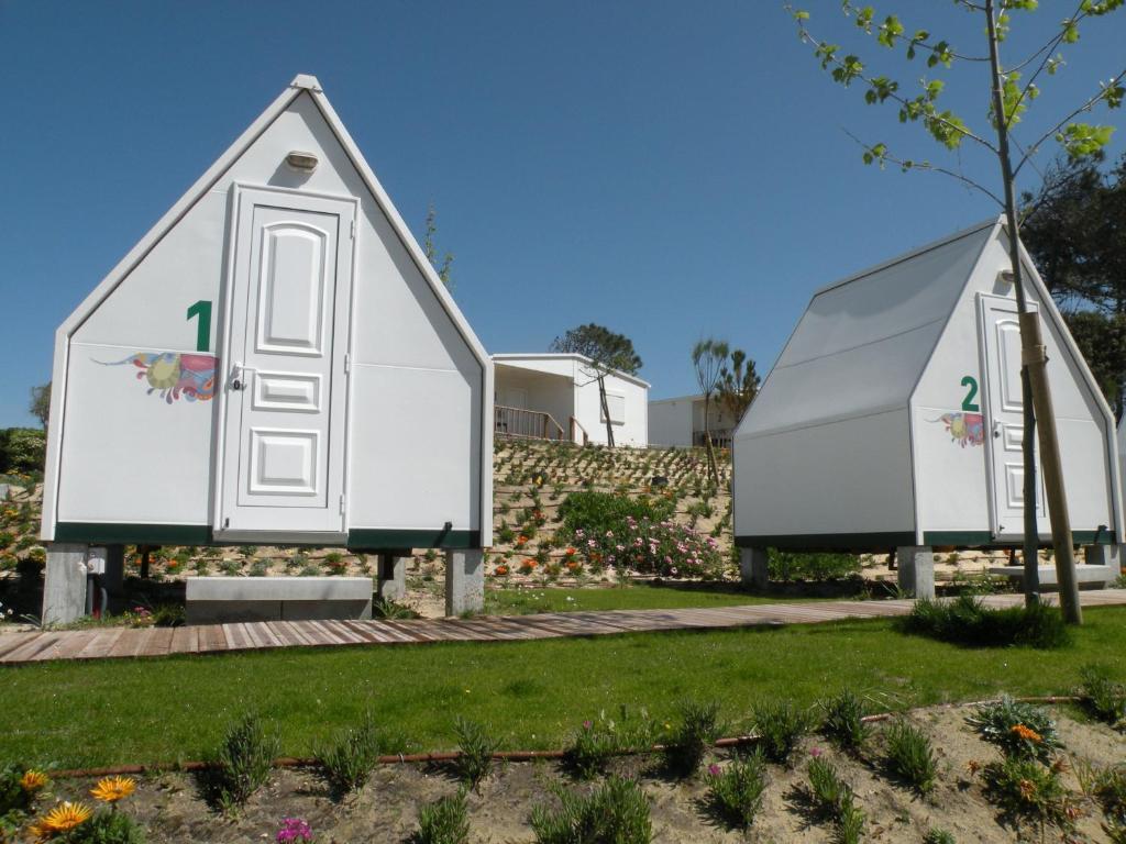 Hotel Parque De Campismo Da Praia De Pedrogao Coimbrão Exteriér fotografie